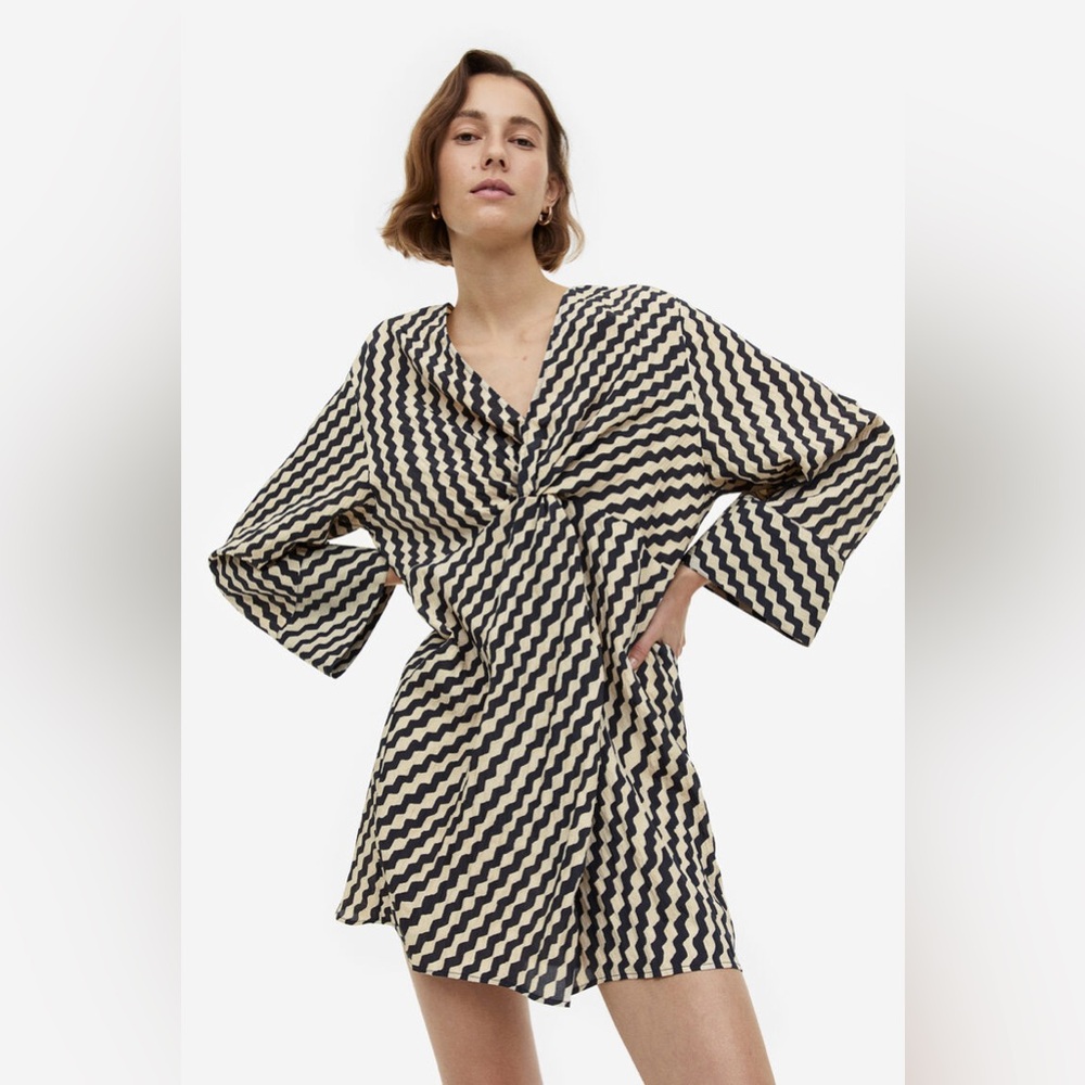 H&M Textured-weave knot-detail dress